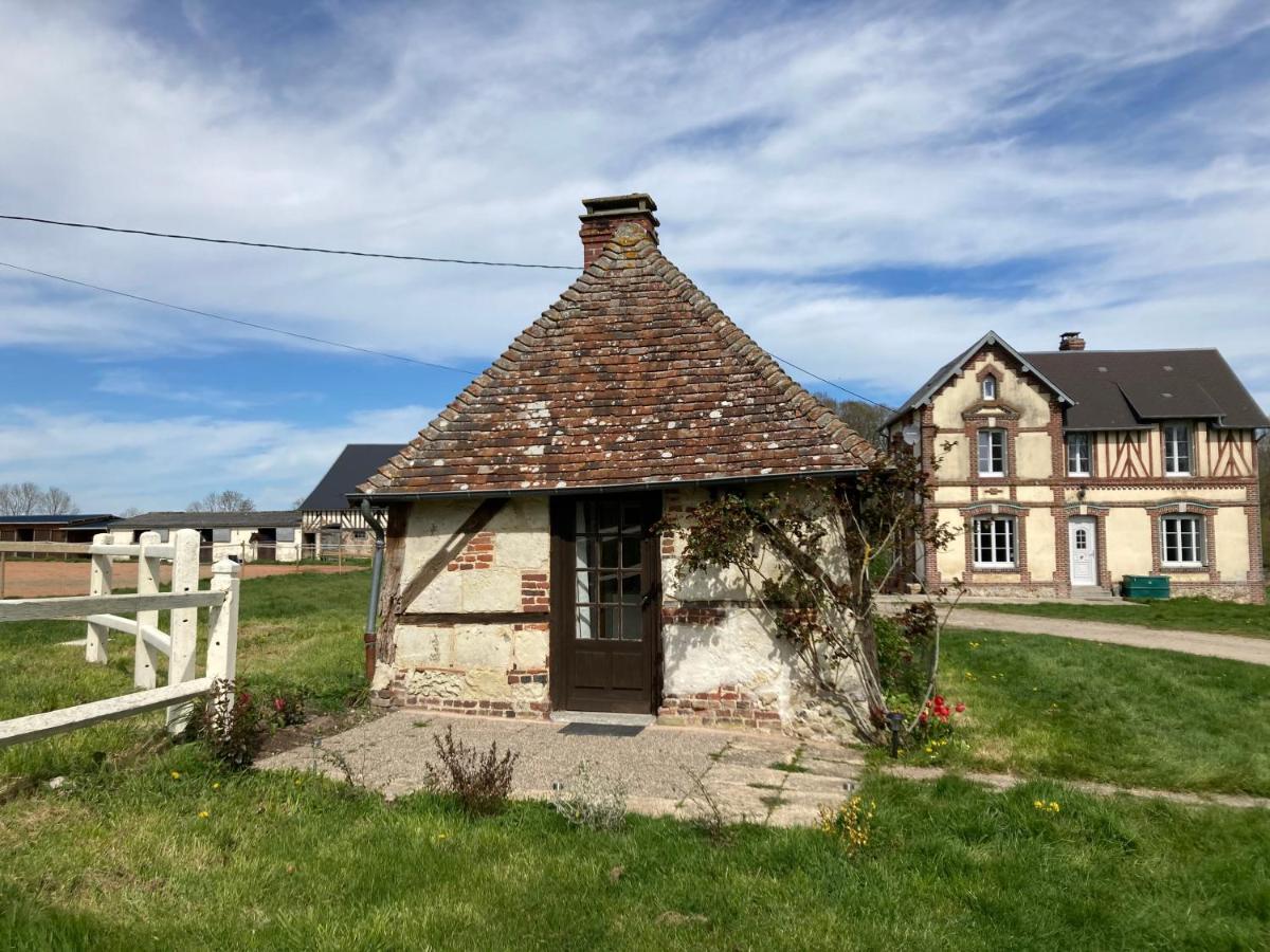 Tiny House Du Haras Cour Lozey Villa Sainte-Marguerite-des-Loges Dış mekan fotoğraf